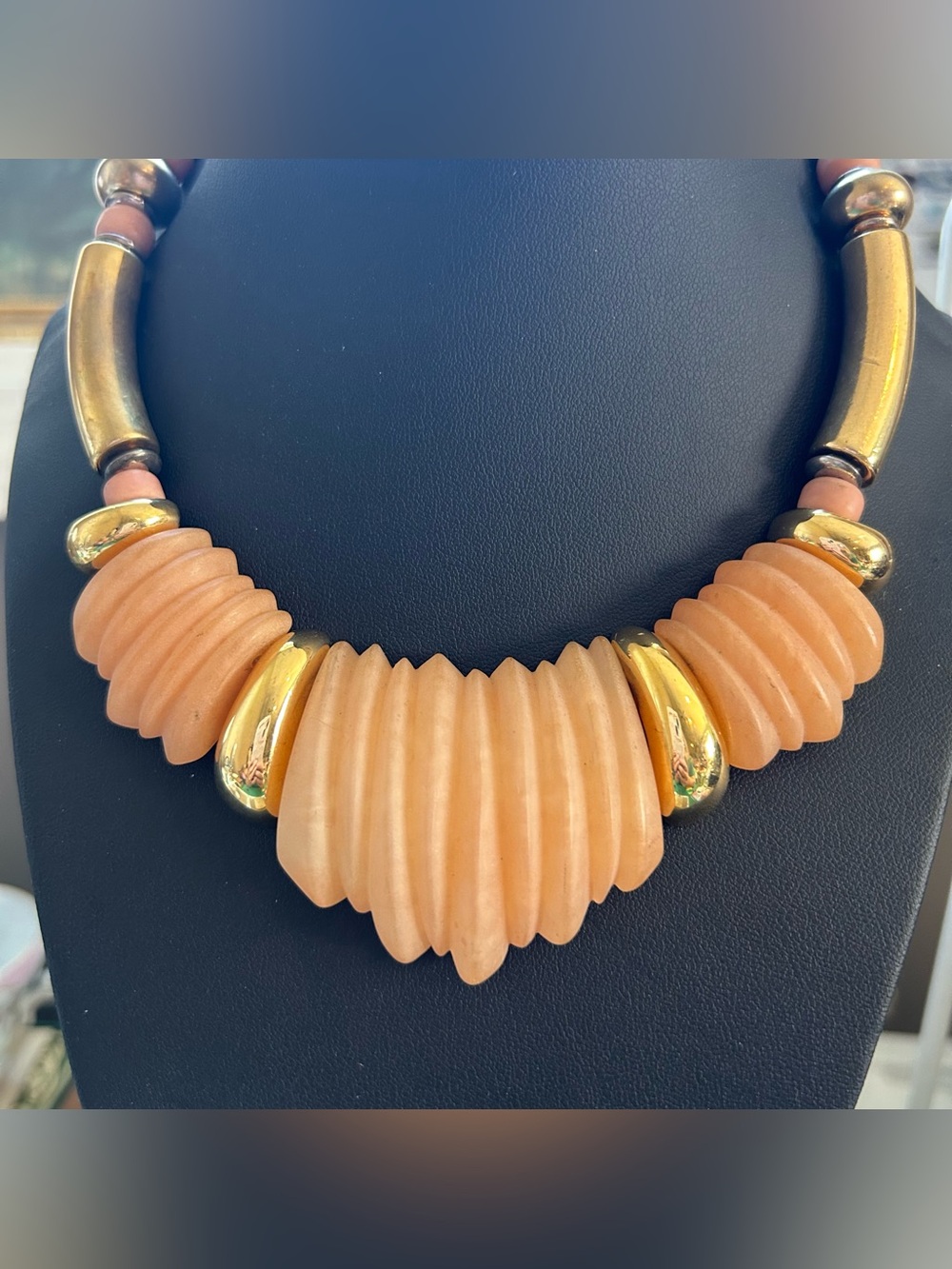 Napier Vintage 1980s Choker Necklace
Gold-tone Muted Peach Lucite Acrylic - Picture 6 of 10